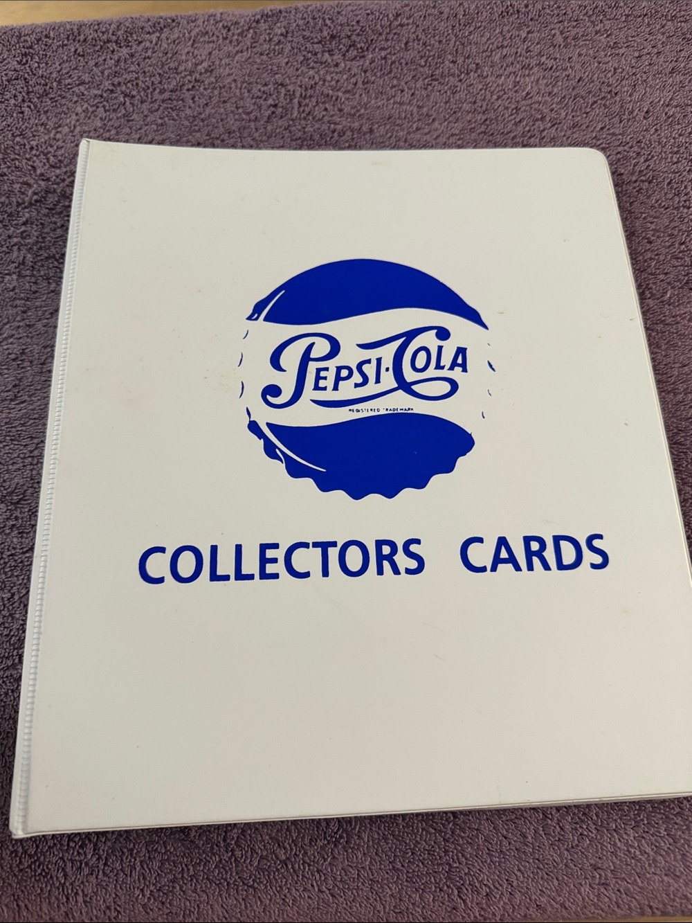COMPLETE 100-CARD TRADING CARD SET. PEPSI-COLA SERIES 1 (Dart 1994) in Binder